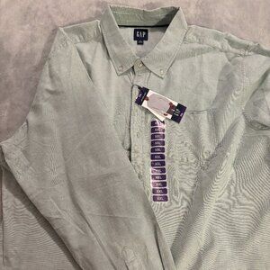NWT Gap Button Down - Light Greeen